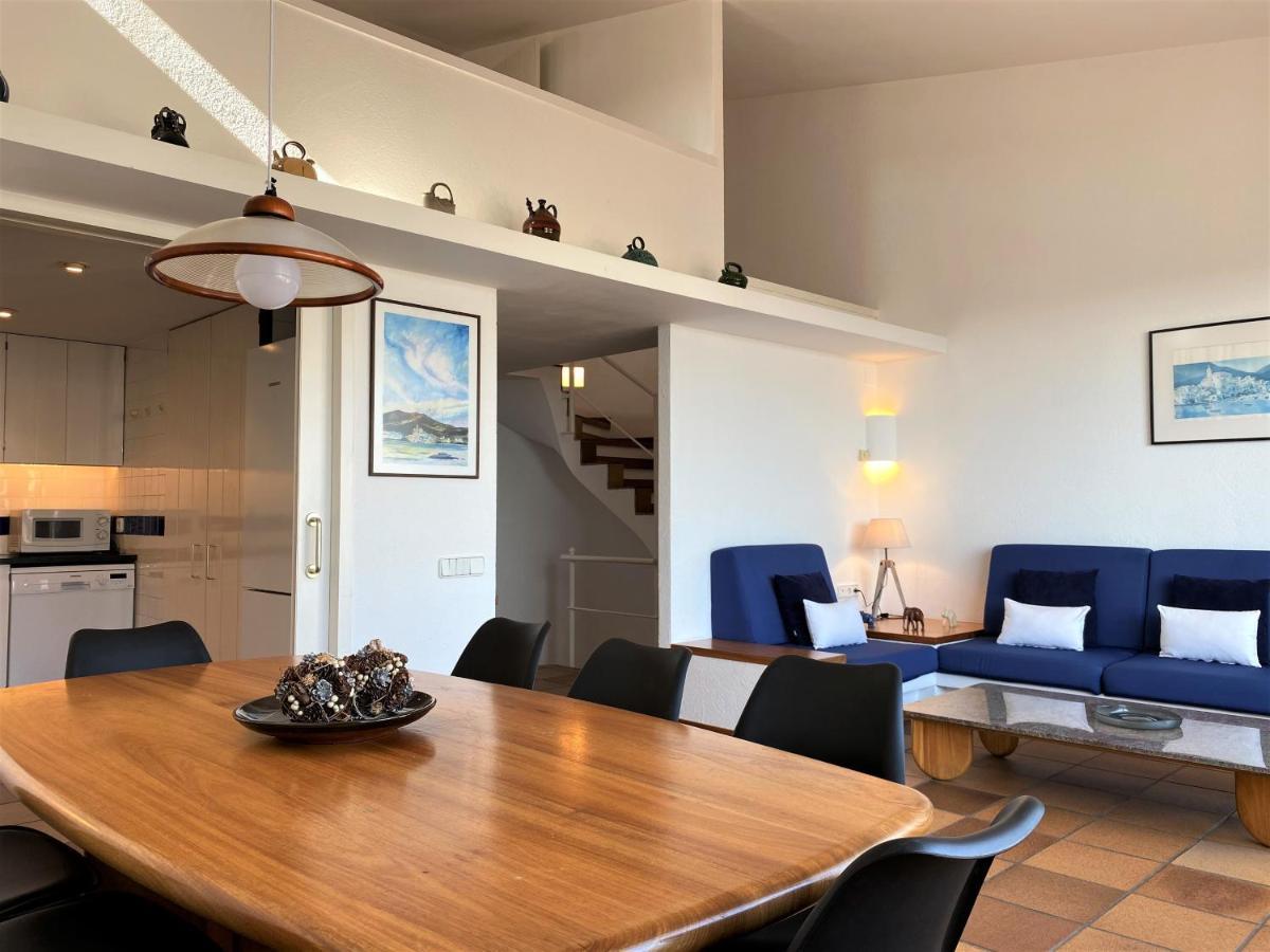 MATILLA - Apartamento con parquin Cadaques Bagian luar foto